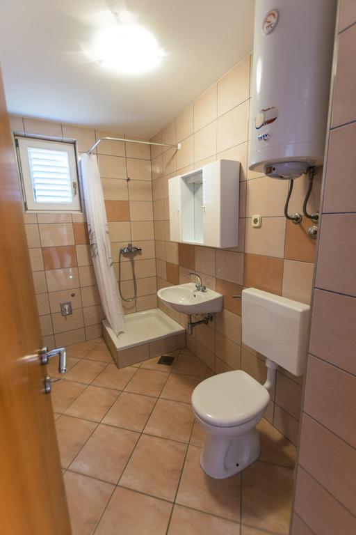Apartment Duda Starigrad Paklenica Extérieur photo