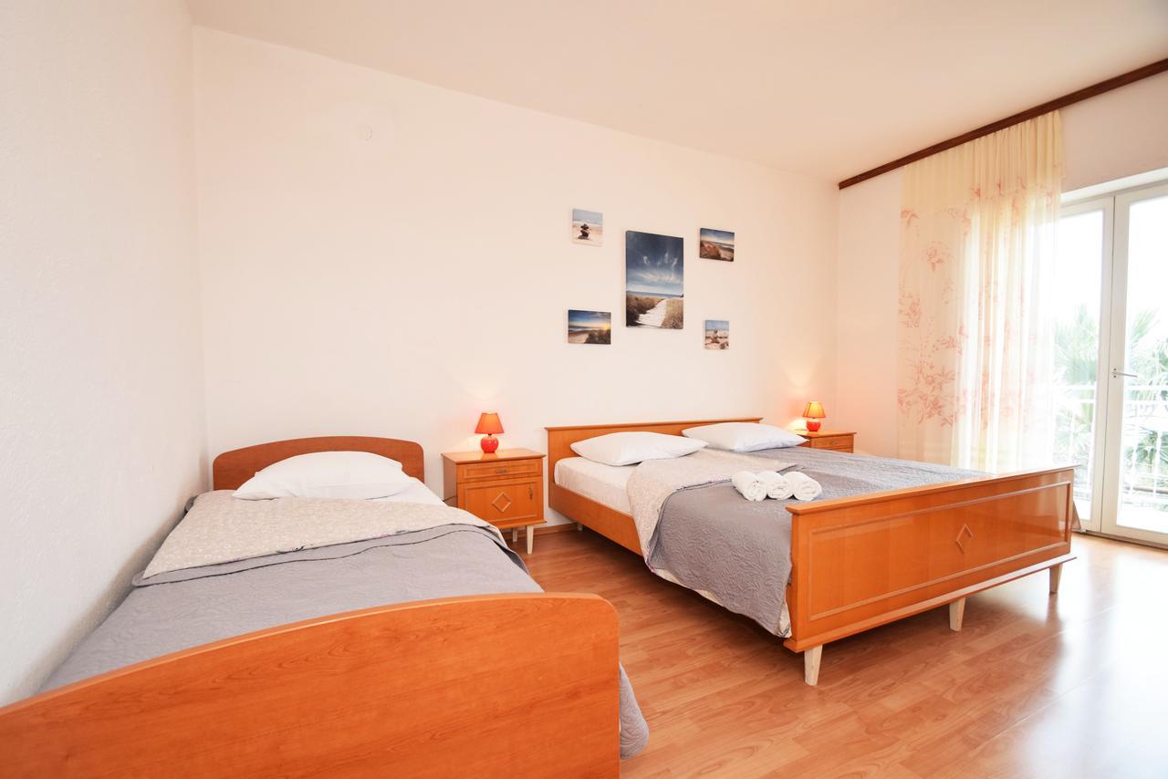 Apartment Duda Starigrad Paklenica Extérieur photo