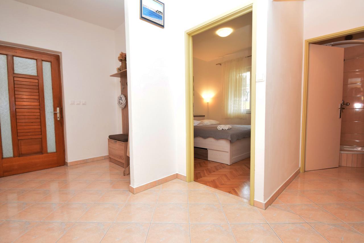 Apartment Duda Starigrad Paklenica Extérieur photo